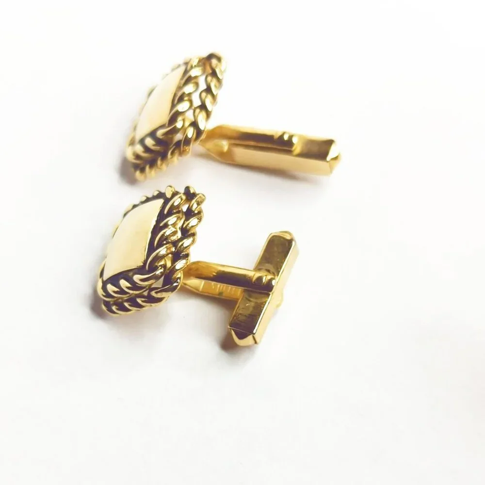 Vintage Swank Gold-Tone Square Cufflinks With Rope Edge Design